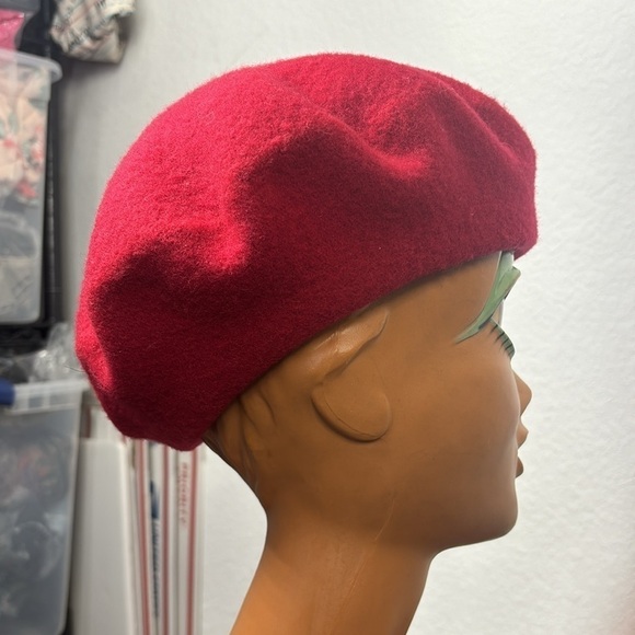 Vintage red Normandy 100% wool beret - Picture 4 of 5